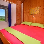 Fisherman\'S Guest House Galeb