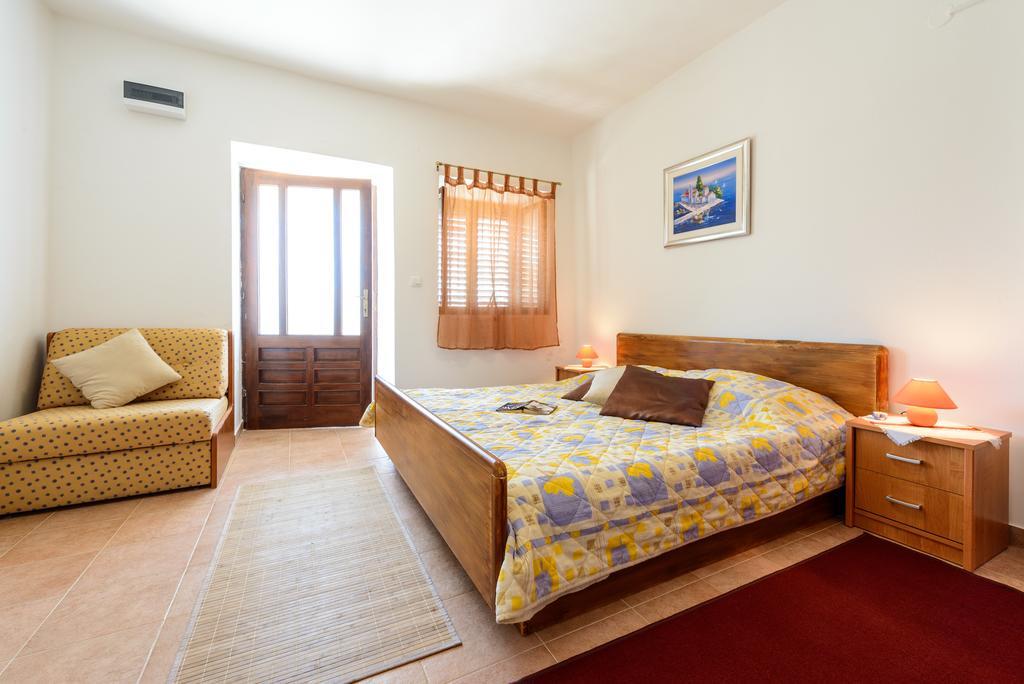 Fisherman's Galeb 3*
