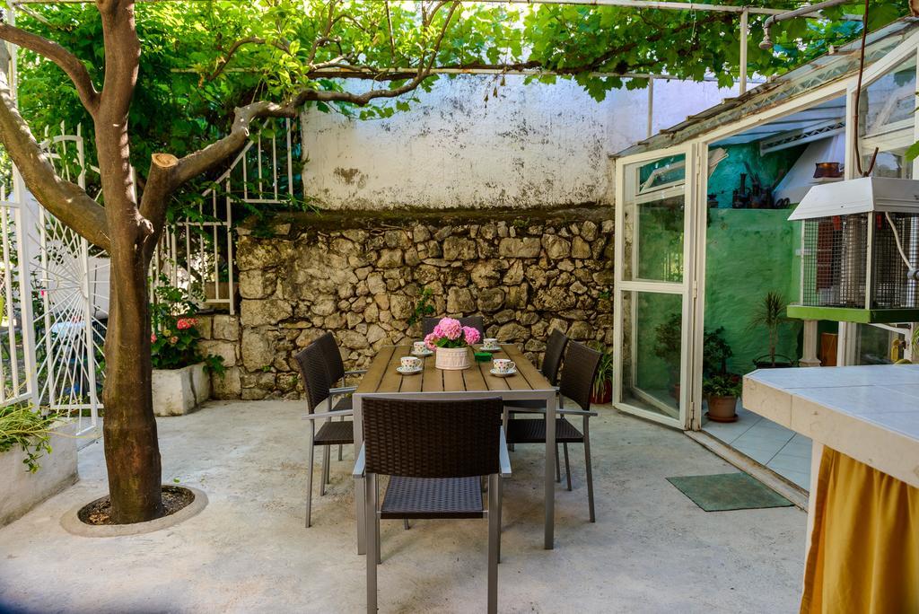 Guesthouset Fisherman's Galeb 3*